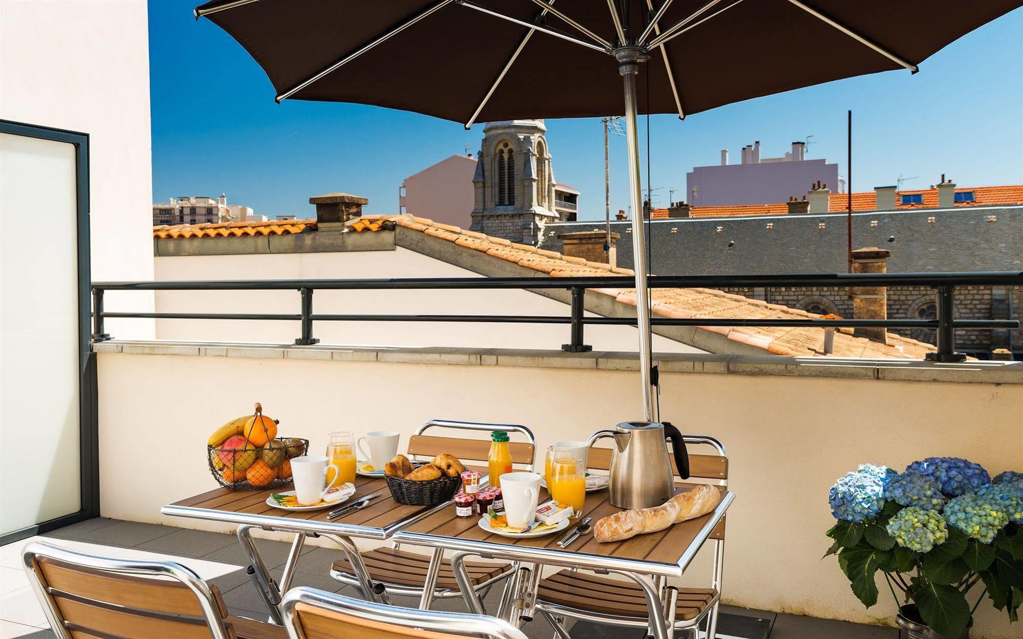 Lagrange Vacances Les Patios Eugenie Біарріц Екстер'єр фото